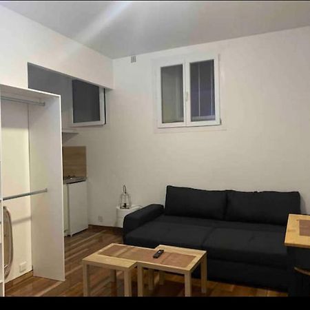 Studio Meuble Tout Equipe!! Boujan-sur-Libron Экстерьер фото